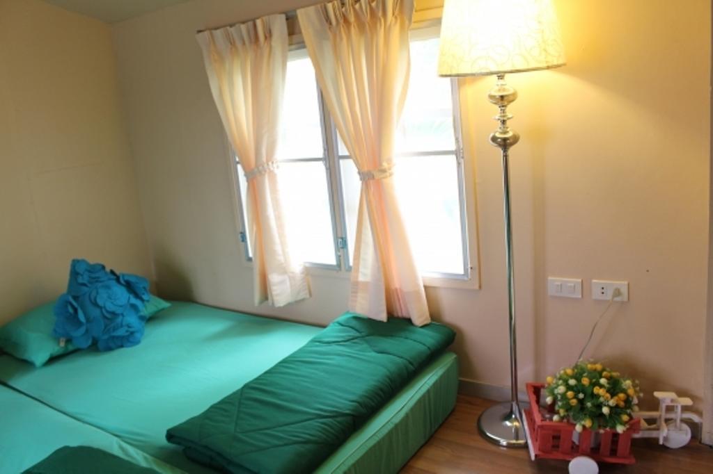 Kanghan Rak Theme Houses Пакчонг Номер фото